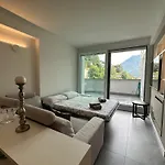 Luxury View - - דירה *