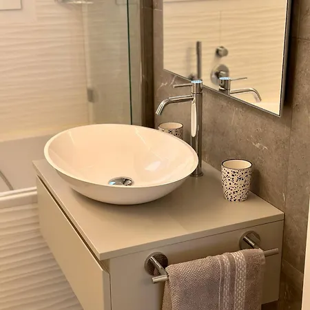 Apartment Luxury View - -