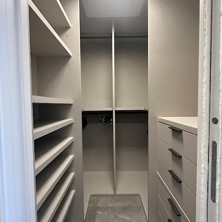 Luxury View - - Apartment *