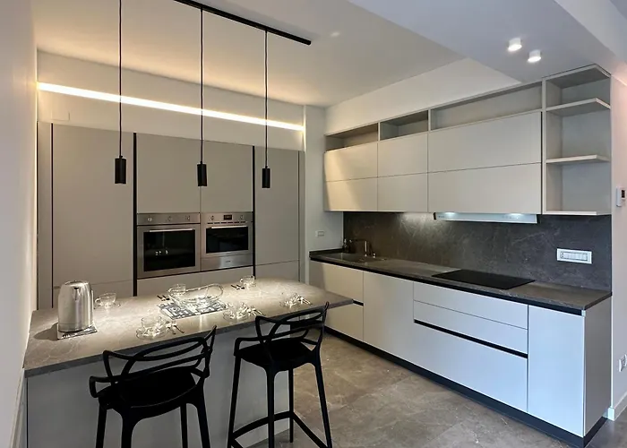 Luxury View - - צ'רנוביו