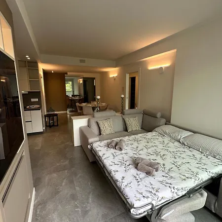 Luxury View - - Τσερνόμπιο