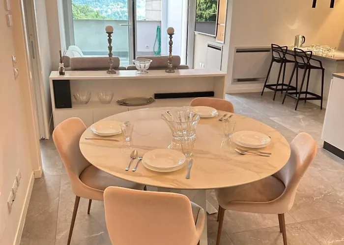 Luxury View - - *