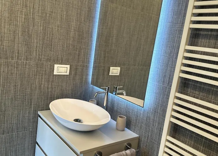 Luxury View - -