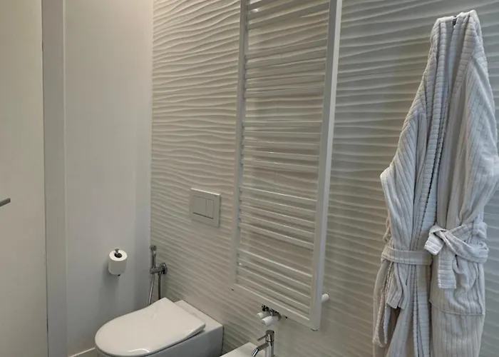 Luxury View - -